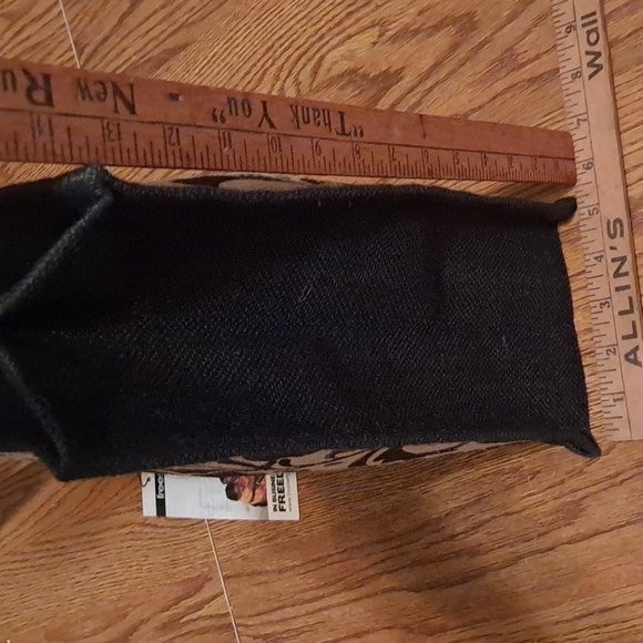 NWT versatile tote  black and beige - Picture 4 of 6